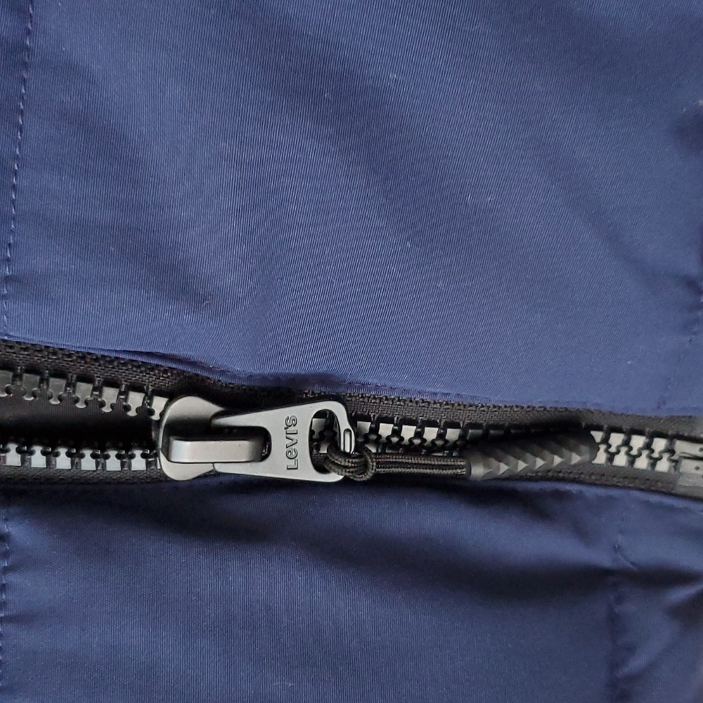Levi's coat - Picture 9 of 12